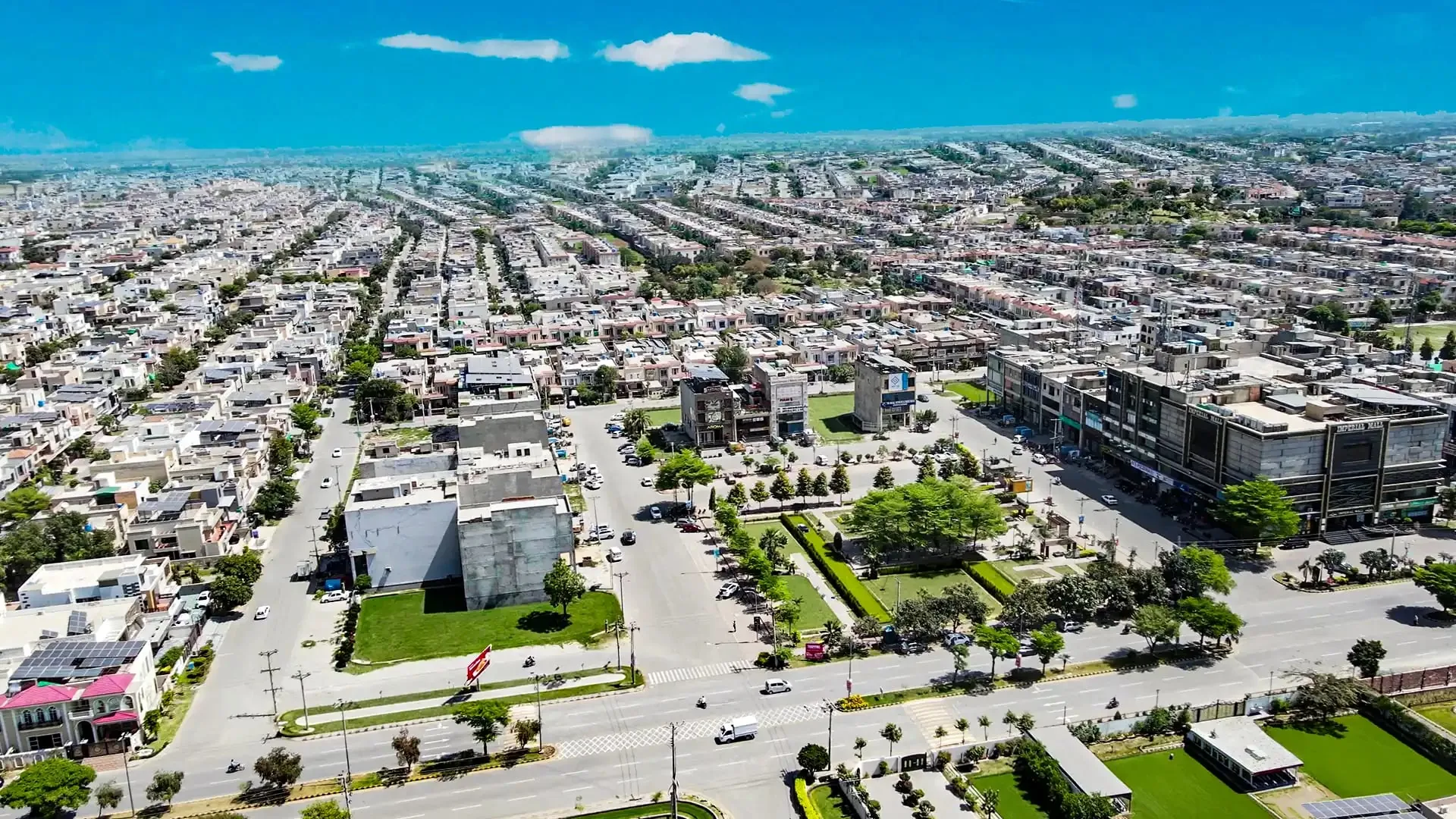 Aerial view of Paragon City, Lahore
